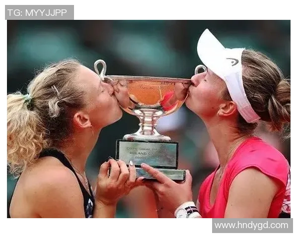 深圳网球公开赛精彩纷呈各路高手齐聚争夺桂冠与荣耀