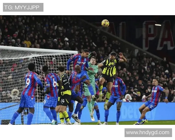 梅斯与尼奥特激战正酣谁能在法乙赛场上笑到最后